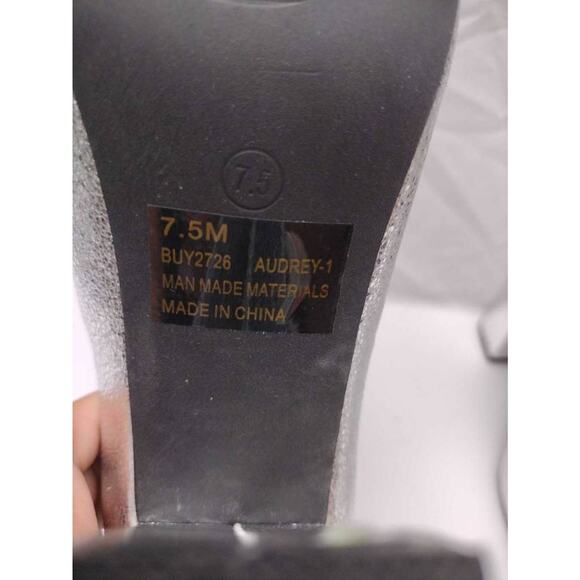 Cape Robbins Women Audrey-1 Chelsea Boots Metallic Silver Mid Calf Pull On 7.5 M - Picture 7 of 9